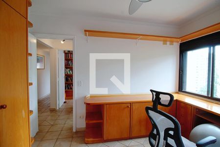 Apartamento à venda com 170m², 4 quartos e 3 vagasQuarto 4