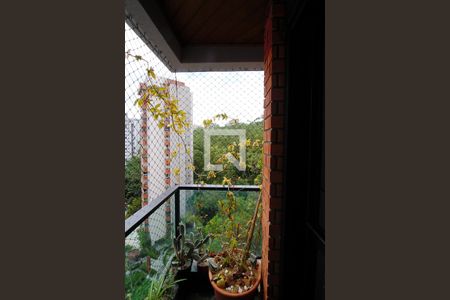 Apartamento à venda com 170m², 4 quartos e 3 vagasVaranda da Suíte 1