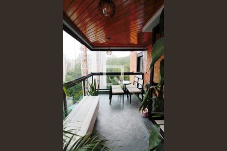 Varanda da Sala de apartamento à venda com 4 quartos, 170m² em Vila Andrade, São Paulo