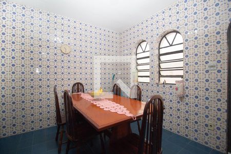 Casa à venda com 258m², 4 quartos e 2 vagasCopa