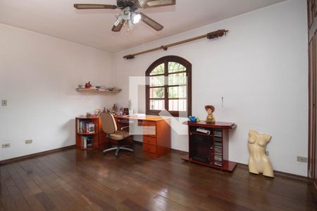 Casa à venda com 258m², 4 quartos e 2 vagasQuarto 3 - Suíte 2 