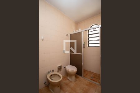 Casa à venda com 258m², 4 quartos e 2 vagasQuarto 2 - Banheiro da Suíte 1 