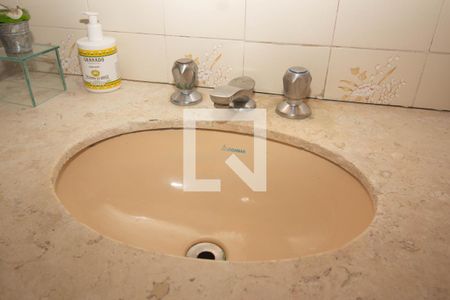 Casa à venda com 258m², 4 quartos e 2 vagasQuarto 3 - Banheiro da Suíte 2