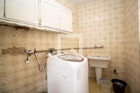 Casa à venda com 258m², 4 quartos e 2 vagasÁrea de Serviço