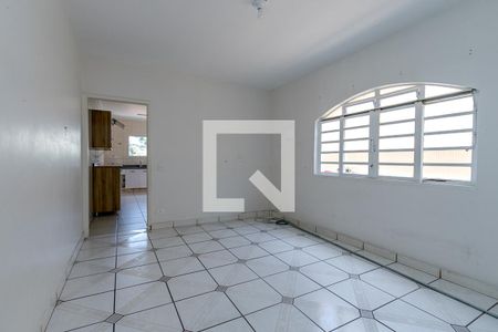 Casa à venda com 250m², 3 quartos e 2 vagasCopa