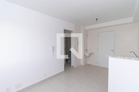 Sala/Área de Serviço de apartamento à venda com 2 quartos, 32m² em Vila Ema, São Paulo