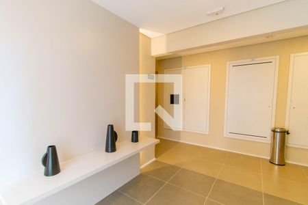 Apartamento à venda com 32m², 2 quartos e sem vagaÁrea comum -  Hall Social