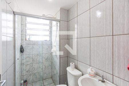 Banheiro de apartamento à venda com 2 quartos, 49m² em São Pedro, Osasco
