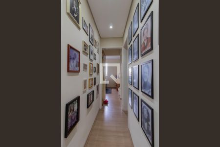 Apartamento à venda com 64m², 3 quartos e 2 vagasCorredor