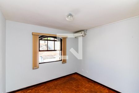 Casa para alugar com 115m², 3 quartos e 2 vagas Casa para alugar com 115m², 3 quartos e 2 vagasQuarto 1 - Suíte