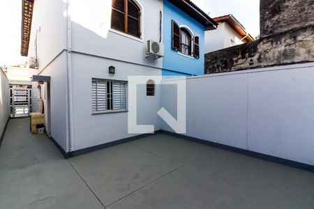 Casa para alugar com 115m², 3 quartos e 2 vagas Casa para alugar com 115m², 3 quartos e 2 vagasQuintal