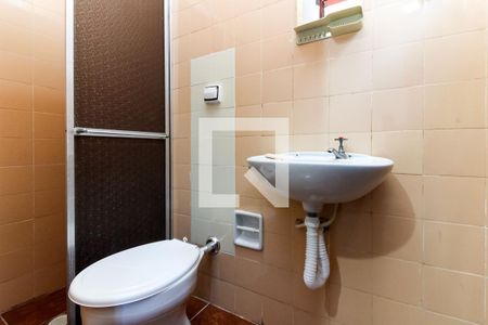 Casa para alugar com 115m², 3 quartos e 2 vagas Casa para alugar com 115m², 3 quartos e 2 vagasBanheiro de Serviço