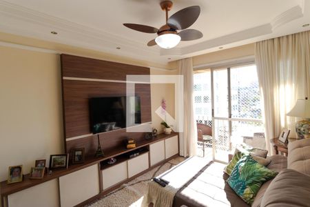 Apartamento à venda com 110m², 3 quartos e 1 vagaSalas
