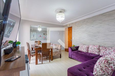 Sala de apartamento à venda com 2 quartos, 58m² em Vila Eldízia, Santo André