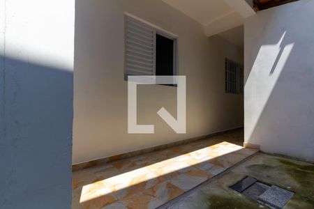 Entrada de casa para alugar com 1 quarto, 55m² em Vila Anglo Brasileira, São Paulo