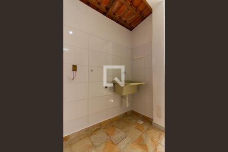 Área de Serviço de casa para alugar com 1 quarto, 55m² em Vila Anglo Brasileira, São Paulo