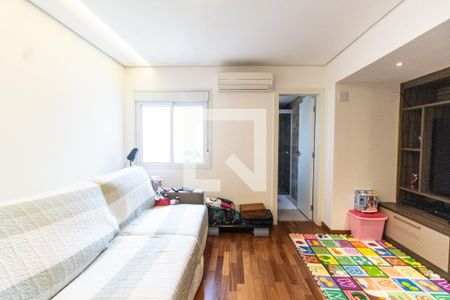 Apartamento à venda com 260m², 3 quartos e 3 vagas Apartamento à venda com 260m², 3 quartos e 3 vagasQuarto de serviço