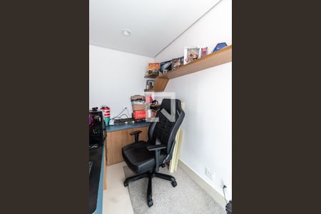 Apartamento à venda com 260m², 3 quartos e 3 vagas Apartamento à venda com 260m², 3 quartos e 3 vagasEscritório