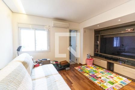 Apartamento à venda com 260m², 3 quartos e 3 vagas Apartamento à venda com 260m², 3 quartos e 3 vagasQuarto de serviço