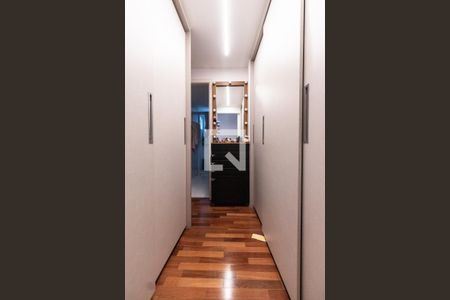 Apartamento à venda com 260m², 3 quartos e 3 vagas Apartamento à venda com 260m², 3 quartos e 3 vagasQuarto 3