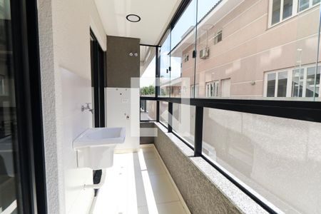 Apartamento para alugar com 65m², 3 quartos e 1 vagaÁrea de Serviço