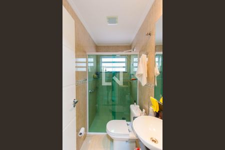 Banheiro 1 de casa para alugar com 2 quartos, 200m² em Parque São Lucas, São Paulo