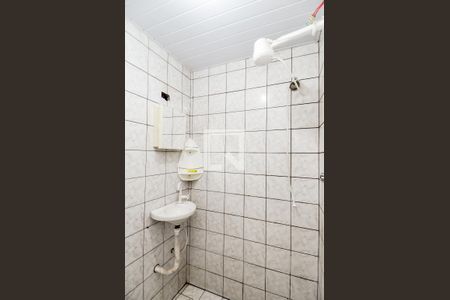 Banheiro de casa para alugar com 1 quarto, 20m² em Vila Pedro Moreira, Guarulhos