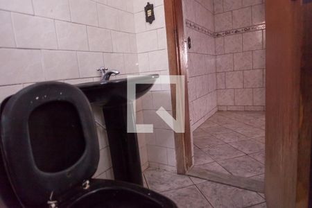 Casa à venda com 150m², 4 quartos e 1 vaga Casa à venda com 150m², 4 quartos e 1 vagaBanheiro Social