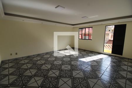 Casa para alugar com 115m², 3 quartos e 2 vagasSala