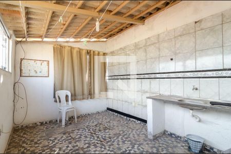 Casa à venda com 186m², 4 quartos e 1 vaga