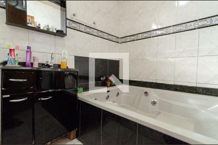 Casa à venda com 186m², 4 quartos e 1 vaga