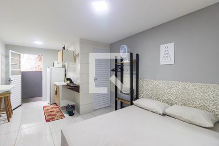 Quarto de casa para alugar com 1 quarto, 18m² em Jaguaré, São Paulo