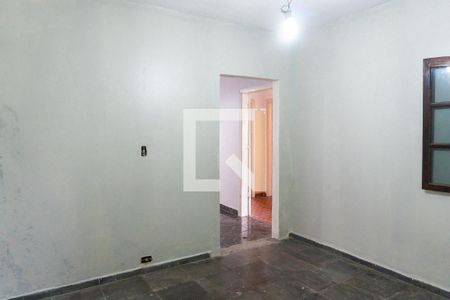 Quarto 1 de casa para alugar com 2 quartos, 70m² em Vila Campestre, São Paulo