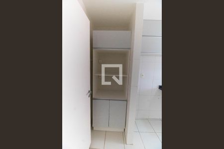 Apartamento para alugar com 69m², 2 quartos e 1 vaga Apartamento para alugar com 69m², 2 quartos e 1 vagaCozinha e Área de Serviço