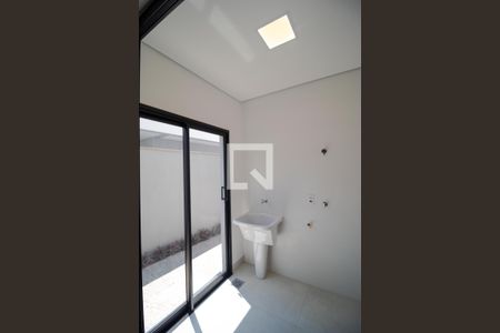 Casa de condomínio à venda com 196m², 3 quartos e 4 vagas Casa de condomínio à venda com 196m², 3 quartos e 4 vagasÁrea de Serviço