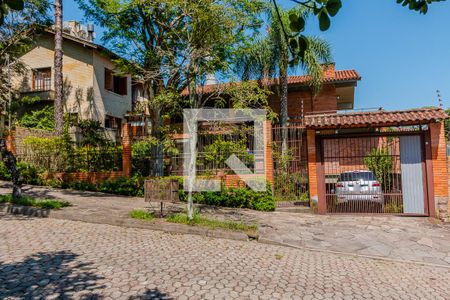 Casa à venda com 400m², 4 quartos e 3 vagasFachada