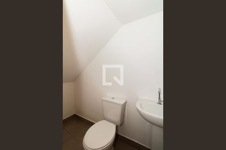 Casa de condomínio à venda com 80m², 2 quartos e 1 vagaLavabo