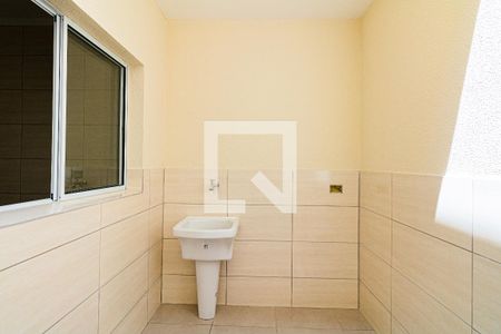 Casa de condomínio à venda com 80m², 2 quartos e 1 vagaÁrea de Serviço