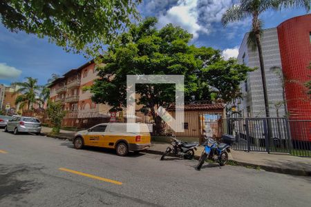 Apartamento à venda com 110m², 4 quartos e 2 vagasFachada