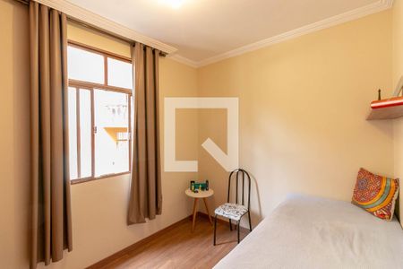 Apartamento à venda com 110m², 4 quartos e 2 vagasQuarto 2