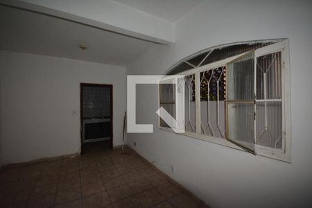 Sala de casa para alugar com 2 quartos, 65m² em Marechal Hermes, Rio de Janeiro