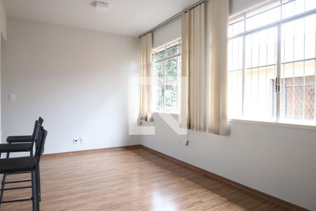 Sala  de apartamento à venda com 3 quartos, 95m² em Vila Paris, Belo Horizonte