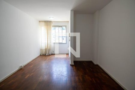 Sala de apartamento para alugar com 1 quarto, 58m² em Copacabana, Rio de Janeiro