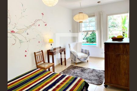 Casa à venda com 542m², 4 quartos e 4 vagas