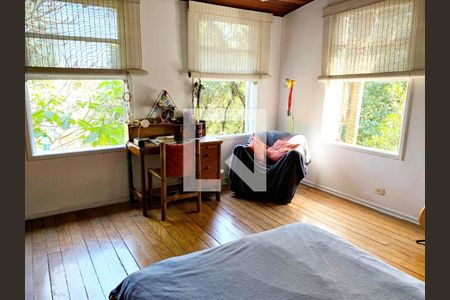 Casa à venda com 542m², 4 quartos e 4 vagas