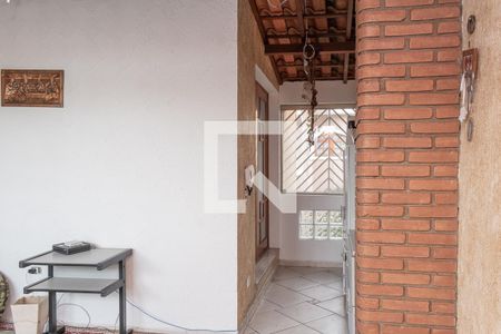 Casa à venda com 220m², 3 quartos e 2 vagas Casa à venda com 220m², 3 quartos e 2 vagasSala 2