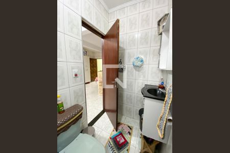 Casa à venda com 94m², 2 quartos e 2 vagas Casa à venda com 94m², 2 quartos e 2 vagasBanheiro