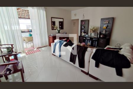 Sala 2 de casa à venda com 5 quartos, 606m² em Pechincha, Rio de Janeiro