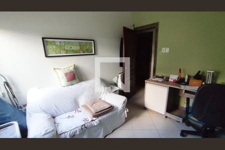 Casa à venda com 606m², 5 quartos e 1 vagaQuarto 1