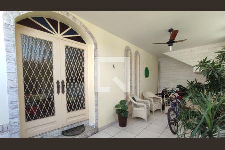 Casa à venda com 606m², 5 quartos e 1 vagaÁrea Externa